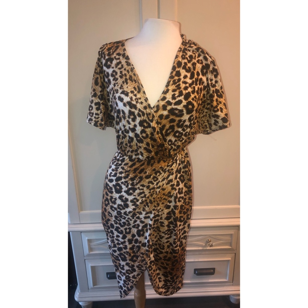 Lisa & Lucy Animal Print Short Sleeve Wrap Dress